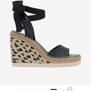 Vince Camuto Sandals